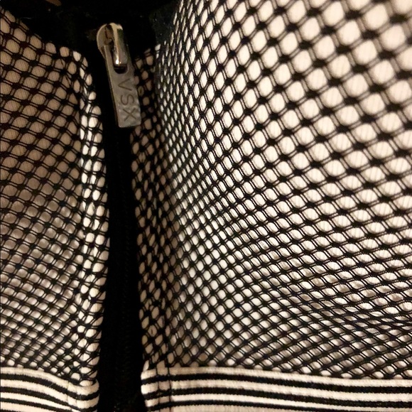 Victoria Secret Sport push up sports bra sz 32C - Picture 3 of 4